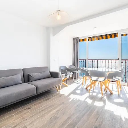 Damas 12-e Levante Apartament *